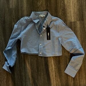 Fashion Nova cropped shirt